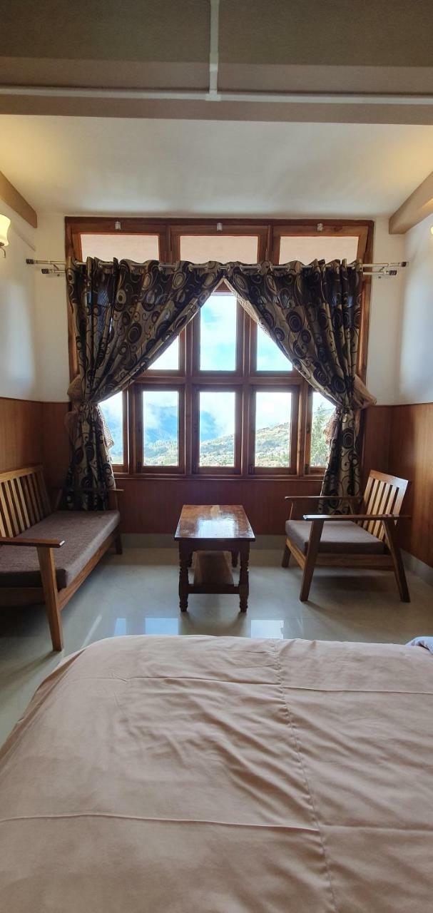 Hotel The Oak Tawang Exterior foto